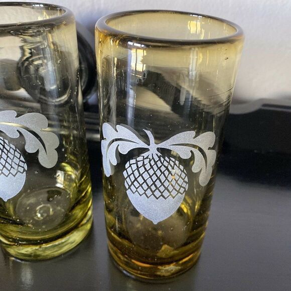 Hand made Mexico Glasses W/ Acorn Frosted Design - Picture 2 of 8